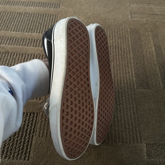 Vans - Picture 2 of 3